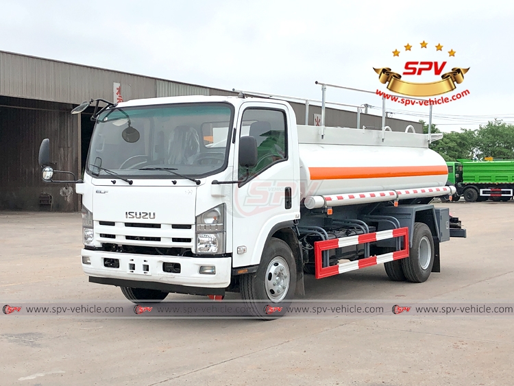 6,000 Litres Fuel Tank Truk ISUZU - LF 6,000 Litres Fuel Tank Truk ISUZU - LF